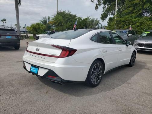 2021 Hyundai SONATA Limited