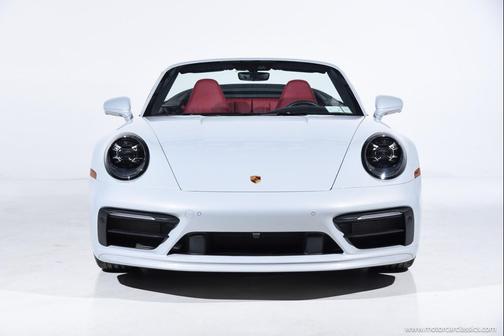 2023 Porsche 911 Carrera