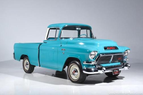Photo 1 of 32 of 1957 GMC Suburban