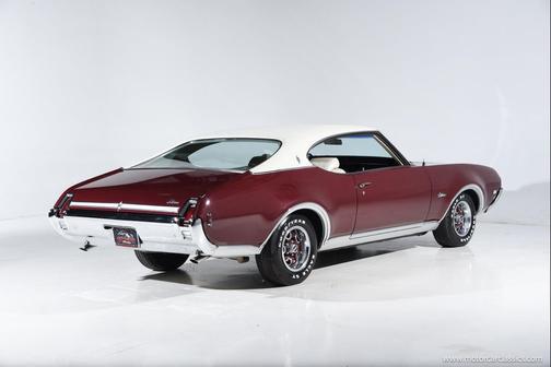 Burgundy/Maroon 1969 Oldsmobile Cutlass