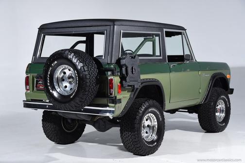 1977 Ford Bronco SUV