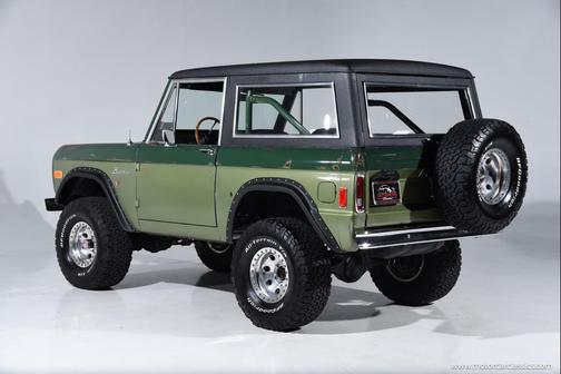1977 Ford Bronco SUV