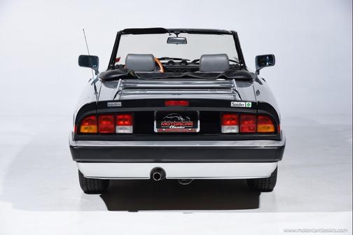 1987 Alfa Romeo Spider Quadrifoglio