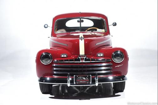 1946 Ford Deluxe Base