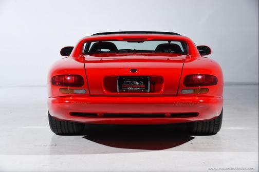 Red 1994 Dodge Viper RT/10