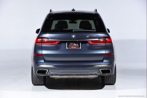 2021 BMW X7 M50i