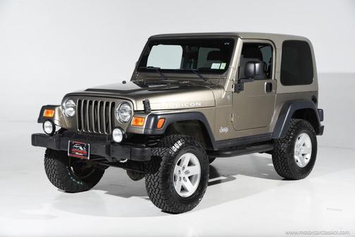 Gold 2004 Jeep Wrangler Rubicon
