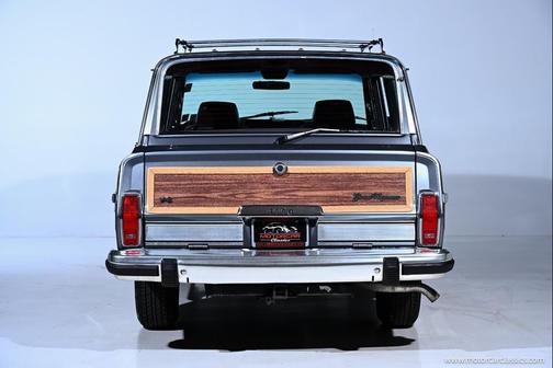 1991 Jeep Grand Wagoneer SUV