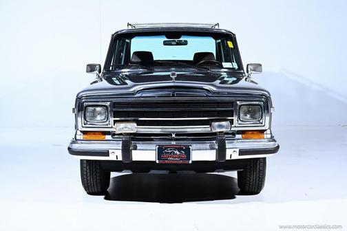 1991 Jeep Grand Wagoneer SUV