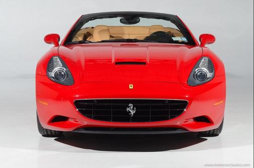 2010 Ferrari California Base