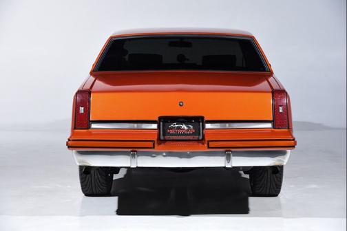 1988 Oldsmobile Cutlass Supreme Base