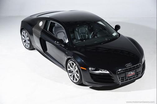 Phantom Black Pearl Effect/Lava Gray 2010 Audi R8 5.2 quattro