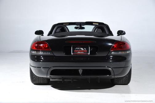 Viper Black Clearcoat/Black Soft Top 2004 Dodge Viper SRT10