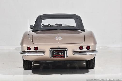 1961 Chevrolet Corvette Convertible