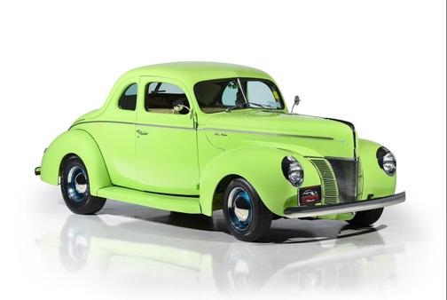 1940 Ford Deluxe Base