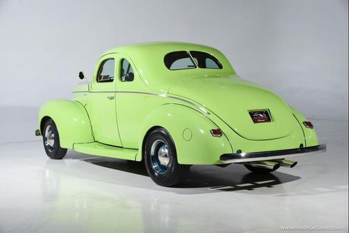 1940 Ford Deluxe Base