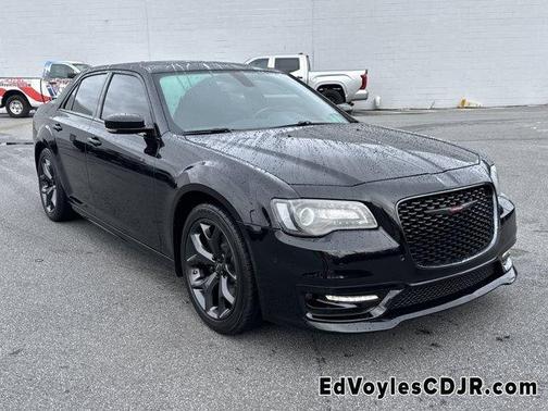 2022 Chrysler 300 S
