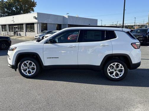 2026 Jeep Compass Latitude