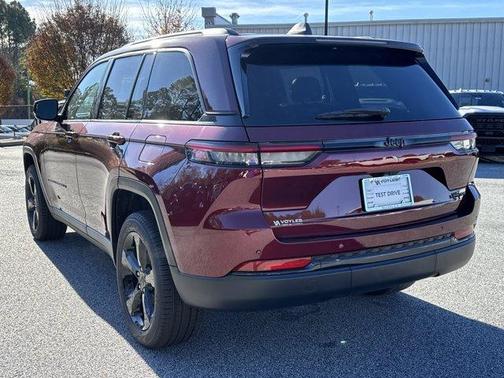 2025 Jeep Grand Cherokee Limited