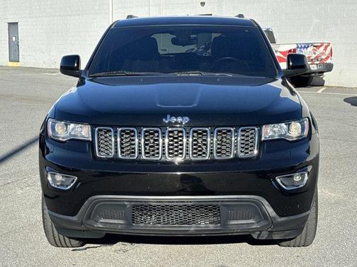 2017 Jeep Grand Cherokee Laredo