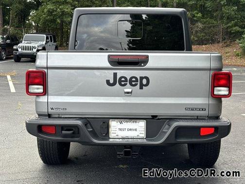 2021 Jeep Gladiator Sport