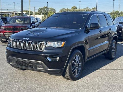 2020 Jeep Grand Cherokee Laredo E