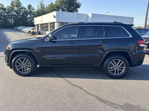 2020 Jeep Grand Cherokee Laredo E