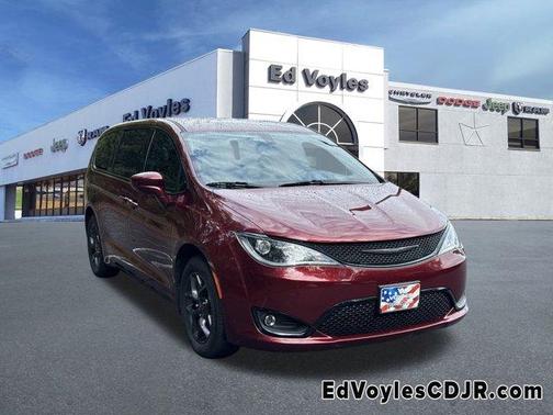 2019 Chrysler Pacifica Touring Plus