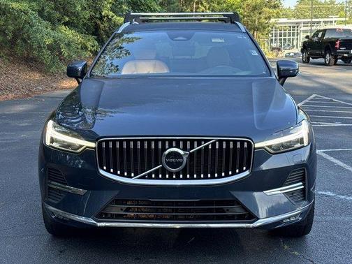 2022 Volvo XC60 B5 Inscription