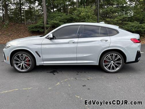 2022 BMW X4 xDrive30i