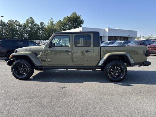 2025 Jeep Gladiator Sport