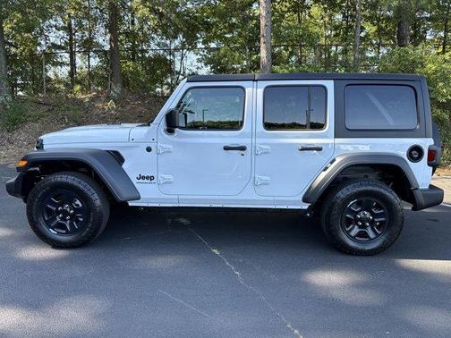 2025 Jeep Wrangler Sport