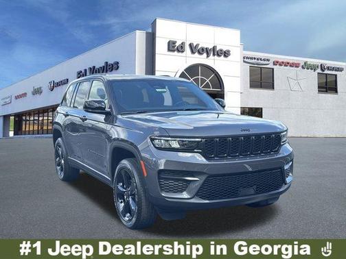 2025 Jeep Grand Cherokee Laredo