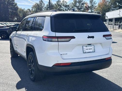 2024 Jeep Grand Cherokee L Laredo