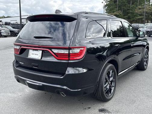 2026 Dodge Durango GT HEMI V8
