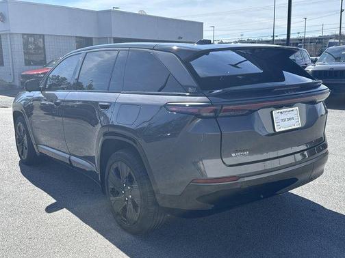 2025 Jeep Wagoneer S Launch Edition