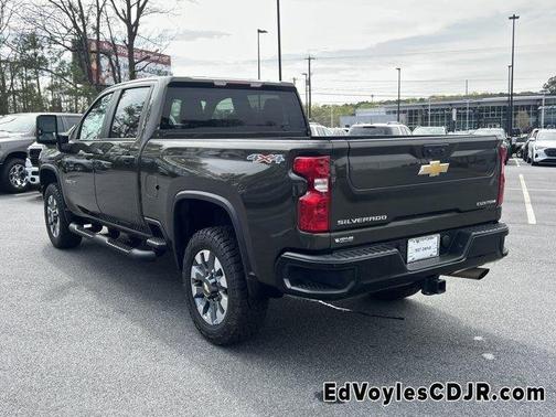 2023 Chevrolet Silverado 2500 Custom