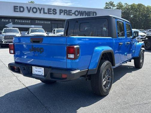 2025 Jeep Gladiator Sport