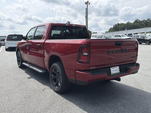 Molten Red Pearlcoat 2026 RAM 1500 Express