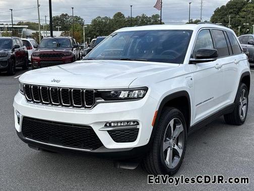 2022 Jeep Grand Cherokee 4xe Base
