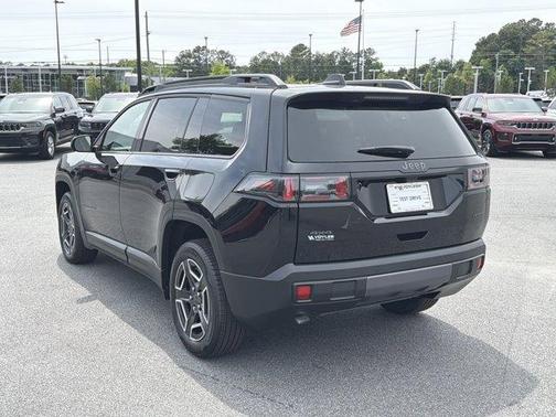Diamond Black 2026 Jeep Cherokee LAREDO/LIMITED
