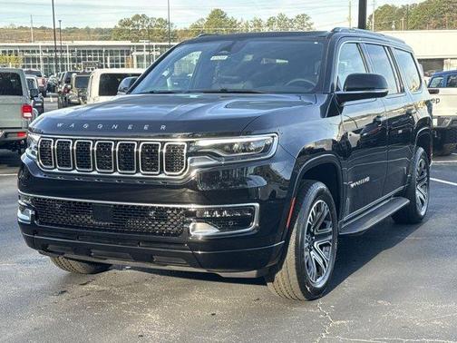 2025 Jeep Wagoneer Base