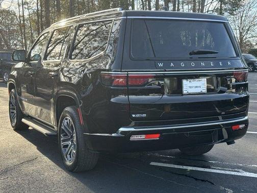 2025 Jeep Wagoneer Base