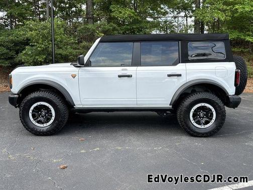 2023 Ford Bronco Badlands