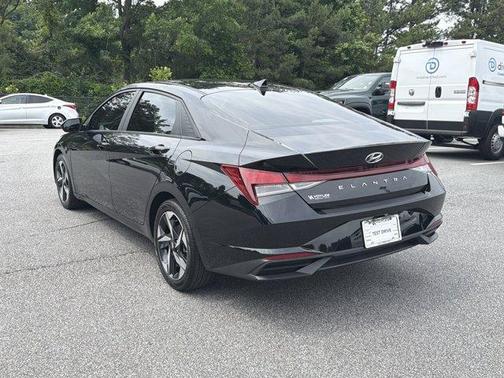 Phantom Black 2023 Hyundai ELANTRA SEL