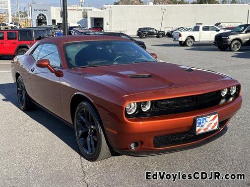 2022 Dodge Challenger SXT