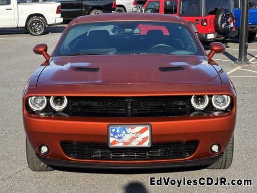 2022 Dodge Challenger SXT