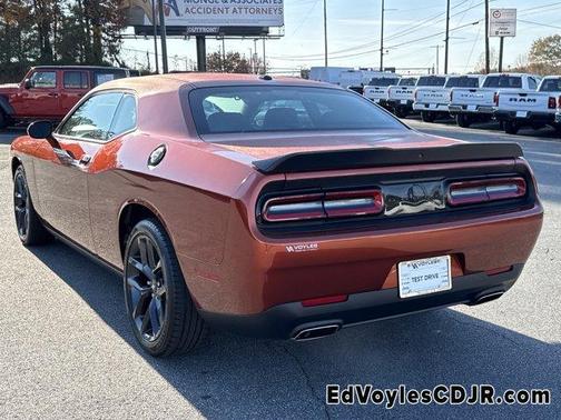 2022 Dodge Challenger SXT