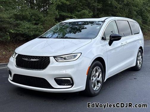 2024 Chrysler Pacifica Limited