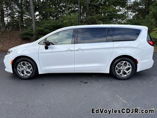 2024 Chrysler Pacifica Limited